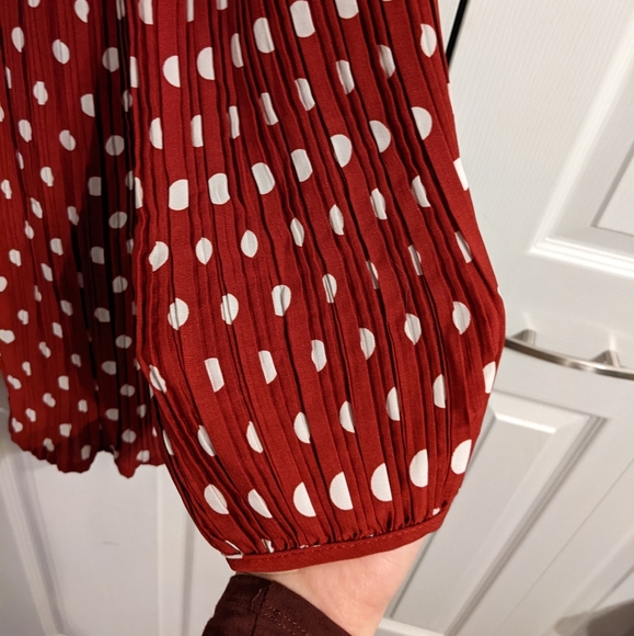 NWT Lulu's Polkadot Shift Dress in Red, Size XSmall - Picture 3 of 10